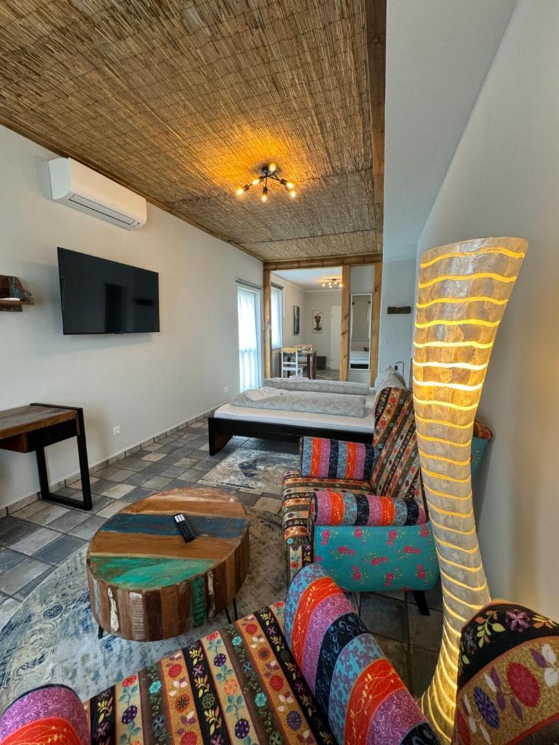 Pension Gestuet Lindenhof テンプリーン エクステリア 写真